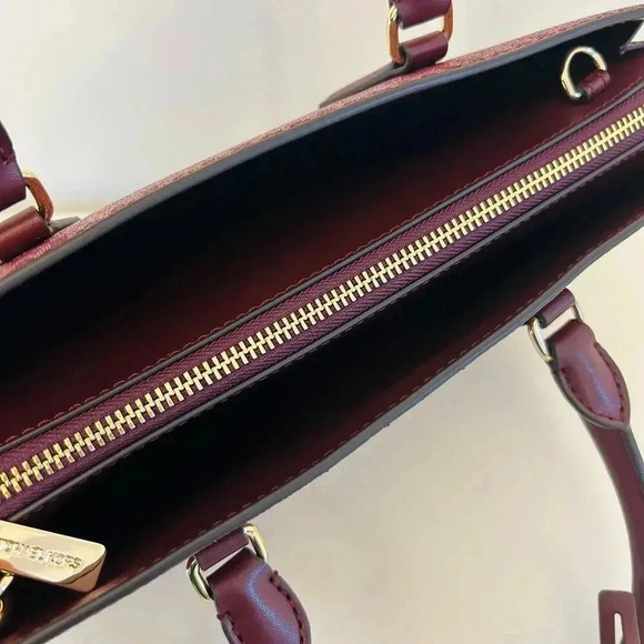 Michael Kors Purse Medium Sheila Signature Logo and Metallic Satchel Oxblood - Picture 5 of 8